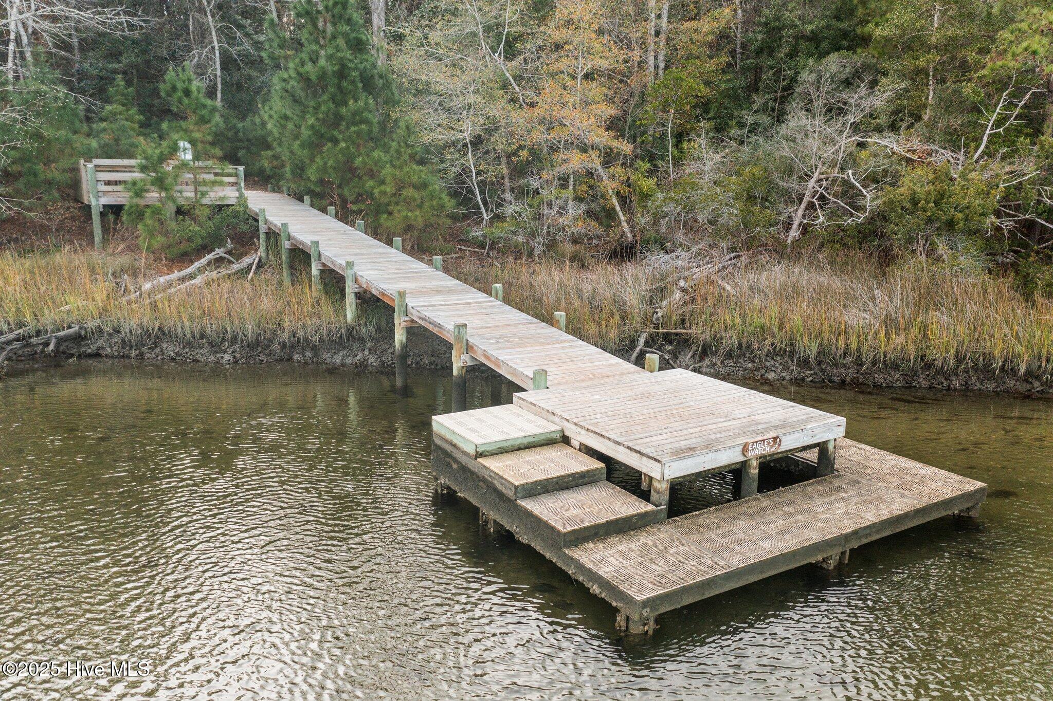 100518593 | Photo 75