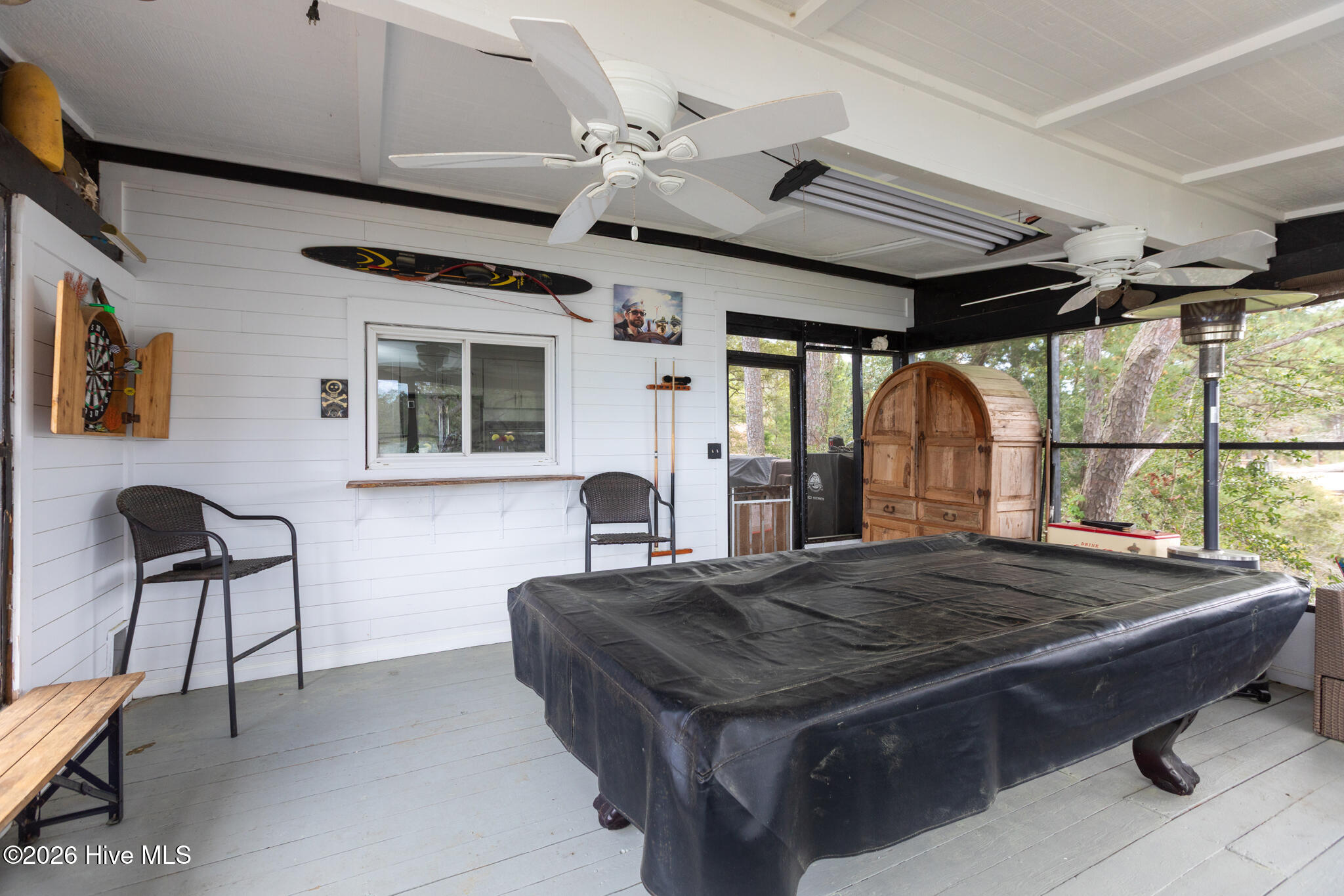 100565718 | Photo 37