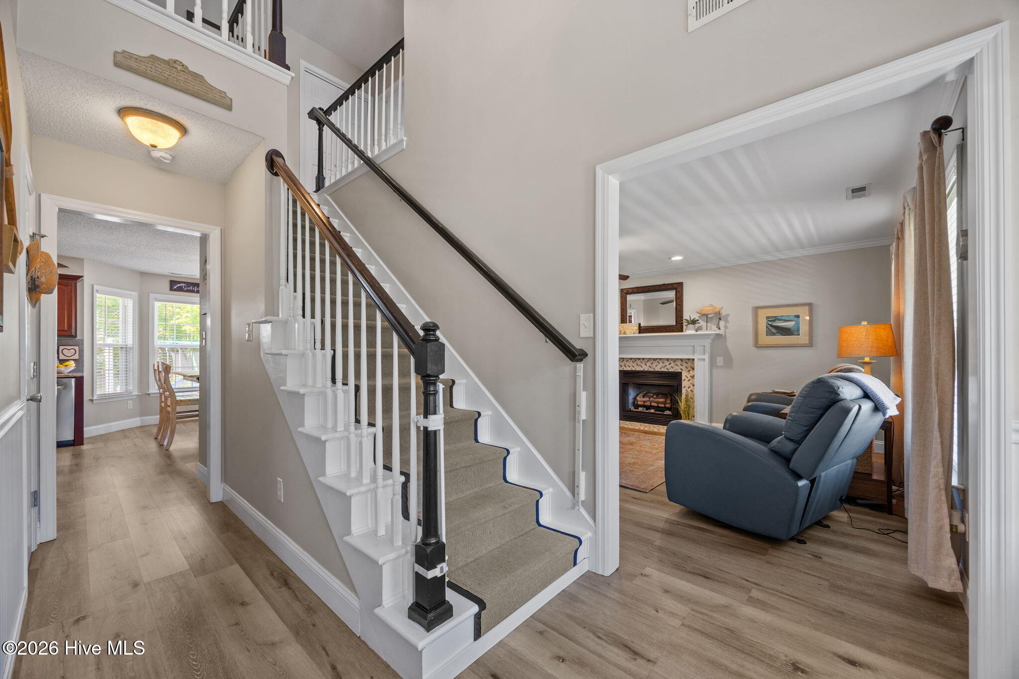 100568672 | Photo 17