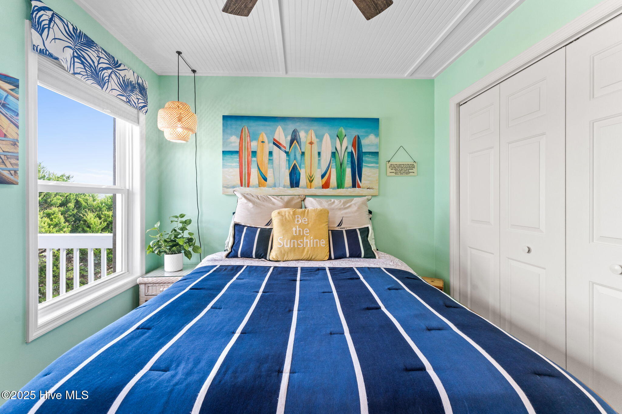 100527553 | Photo 35