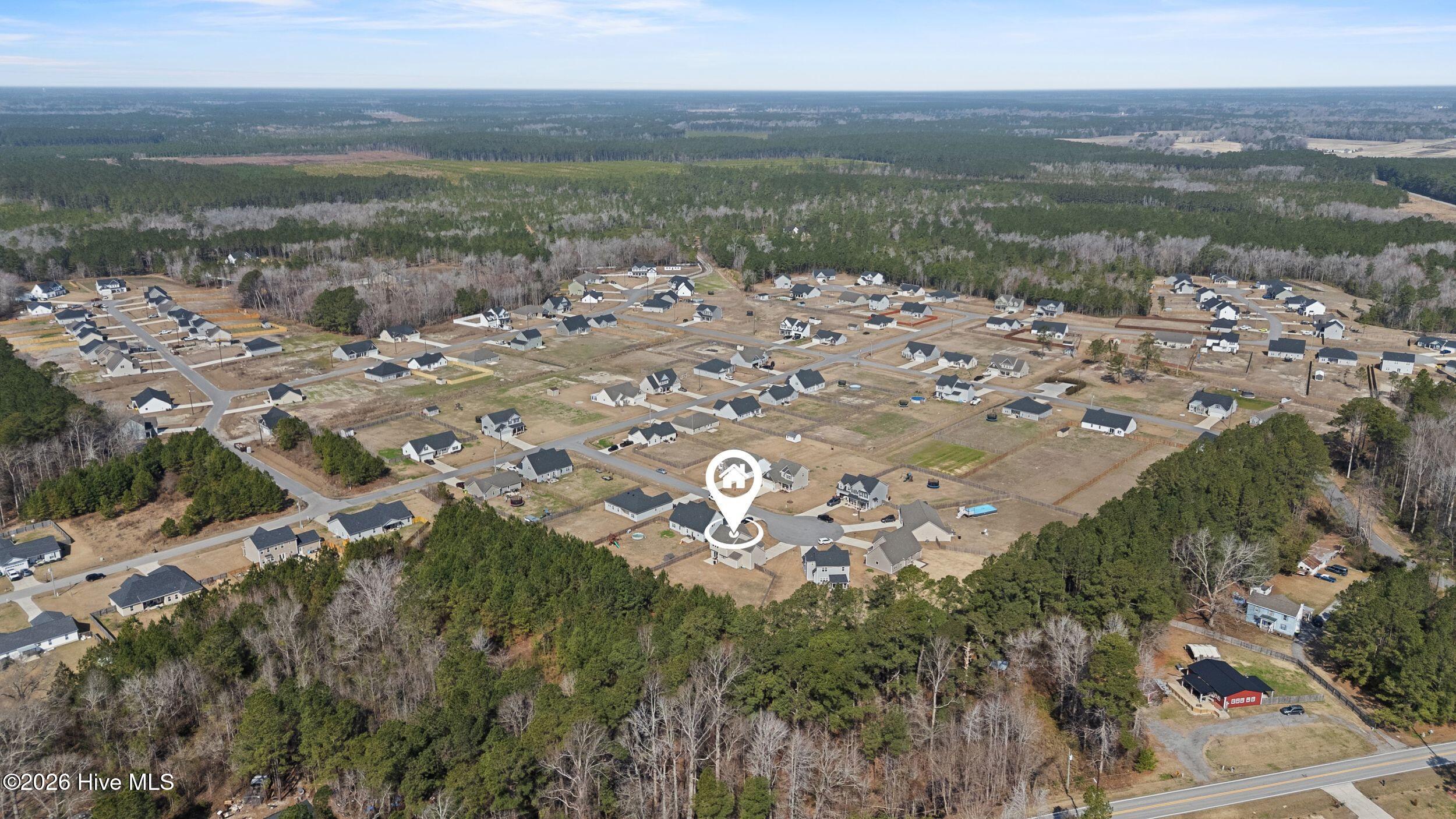 100558005 | Photo 49