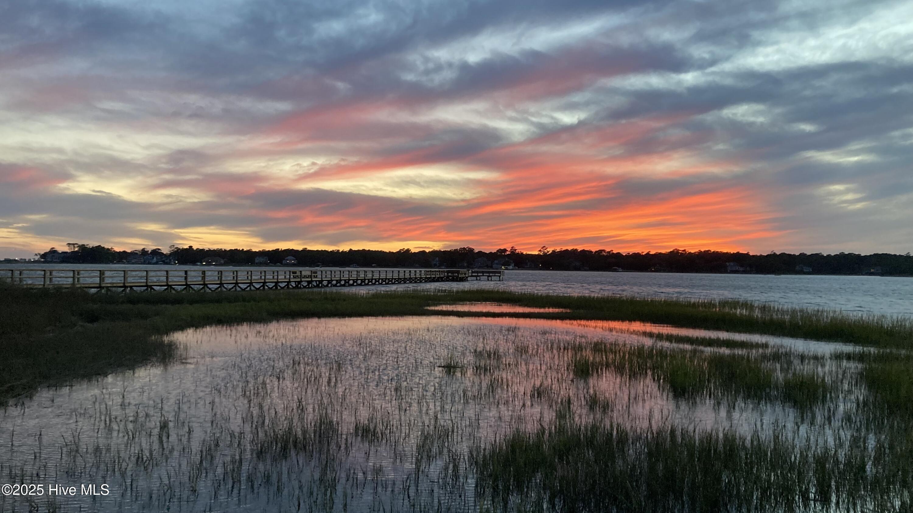 100536639 | Photo 96