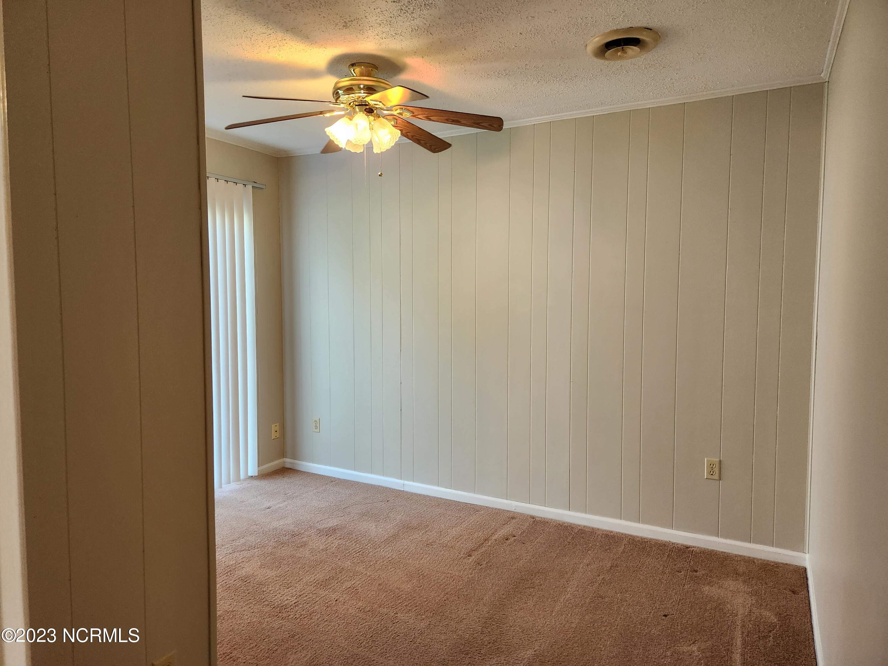 100568111 | Photo 10