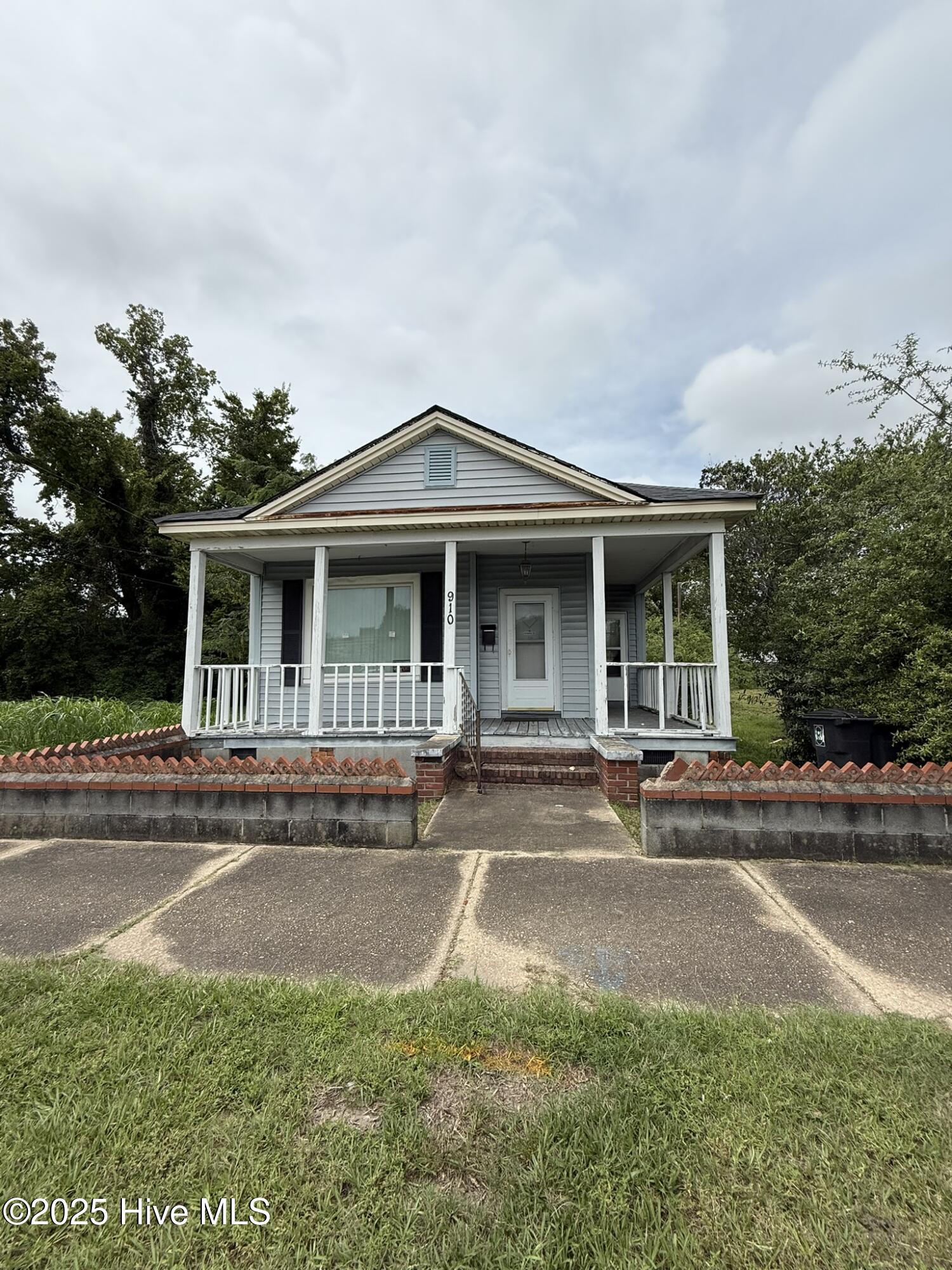 Property at 910 8th Street