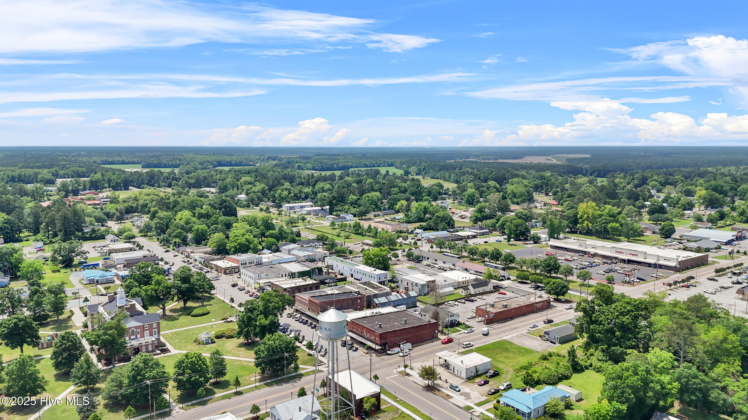 Homes for sale in Burgaw, NC | 508 N Wright St, Burgaw, NC 28425 | MLS# 100517838