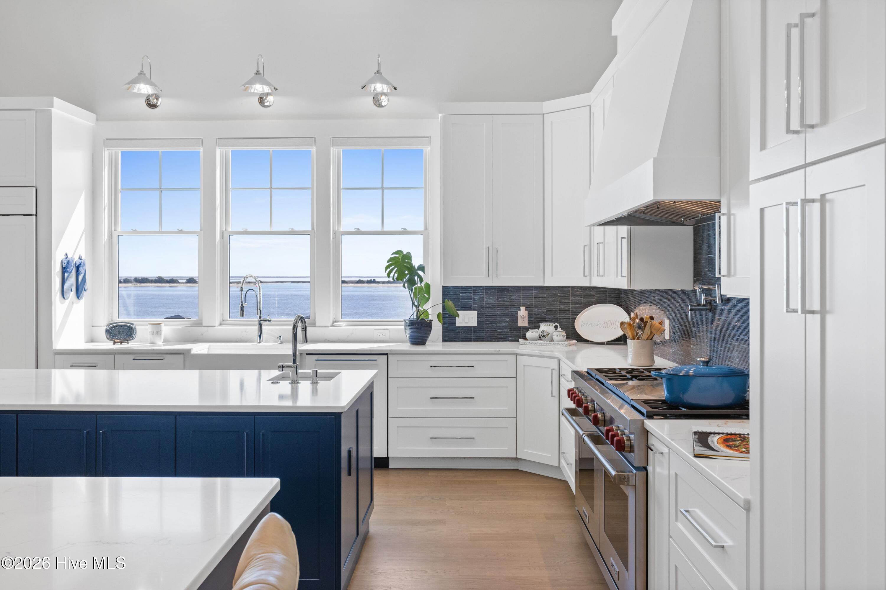 100556008 | Photo 13