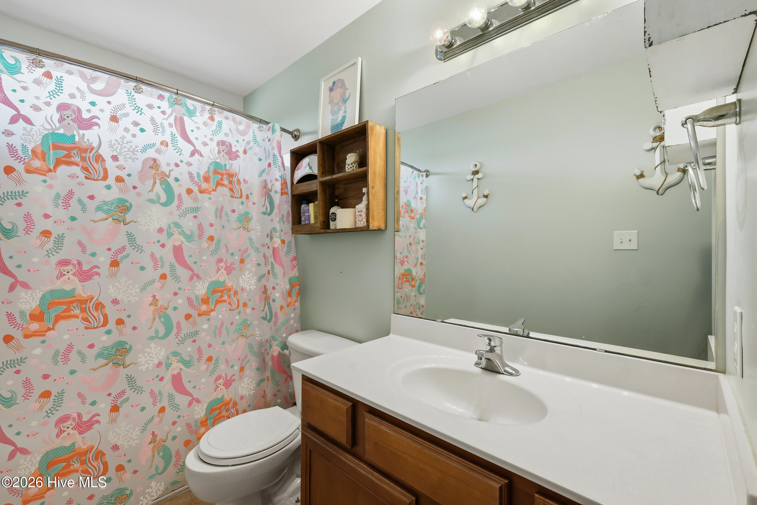 100551243 | Photo 23