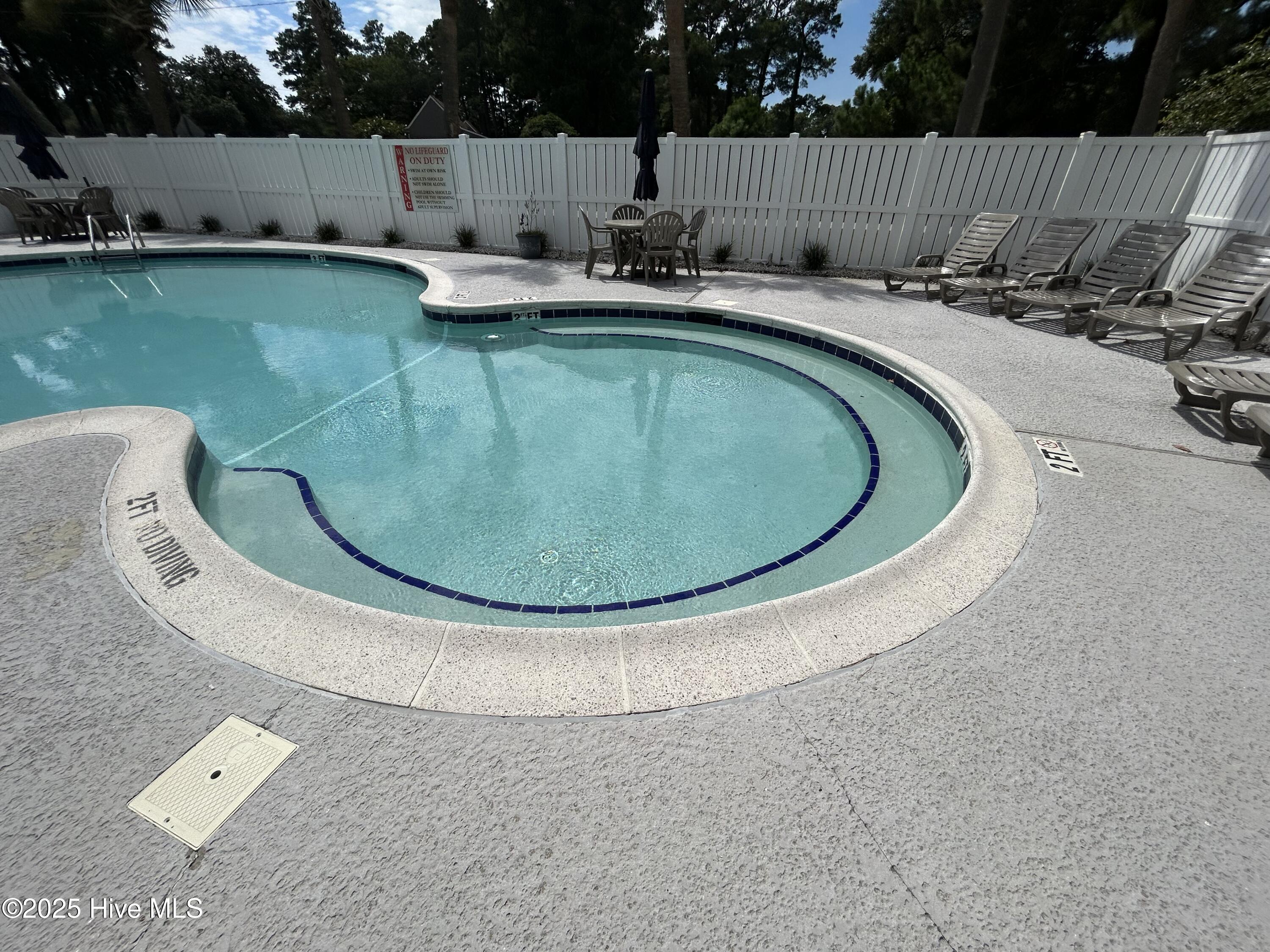 100527261 | Photo 31