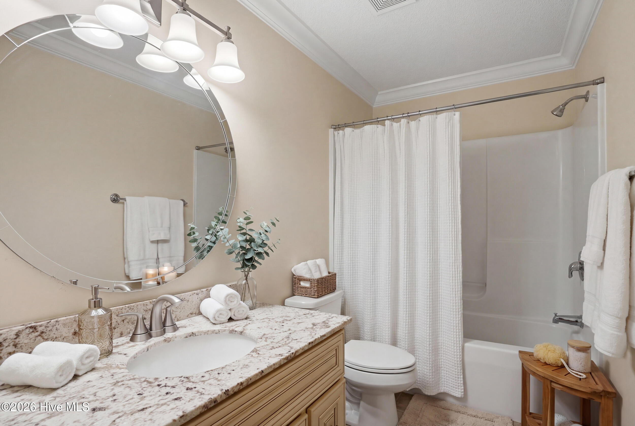 100559989 | Photo 29