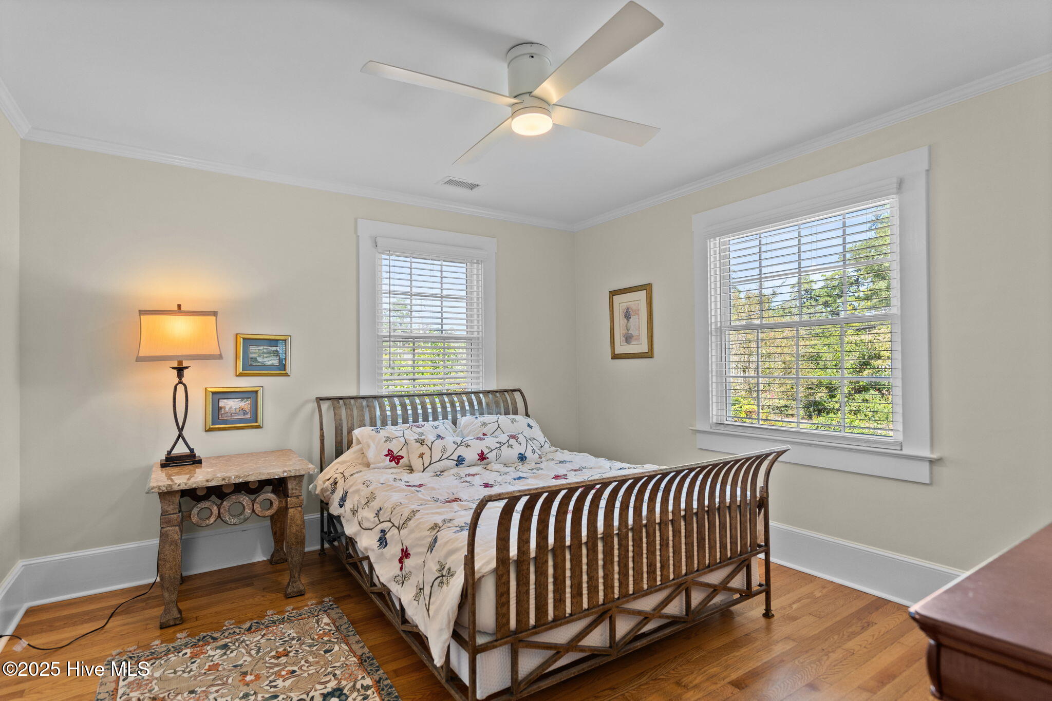 100528962 | Photo 27