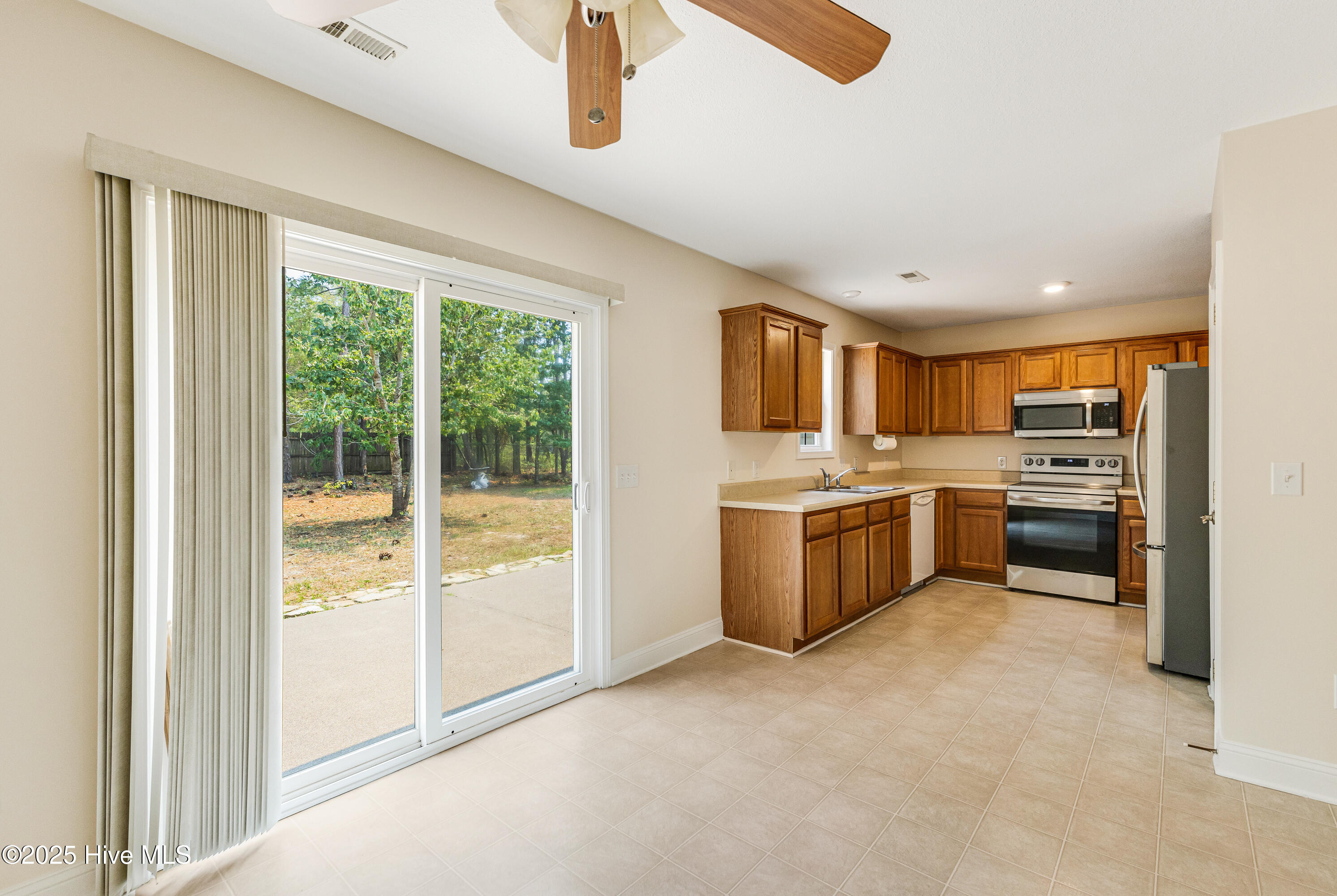 100505553 | Photo 10