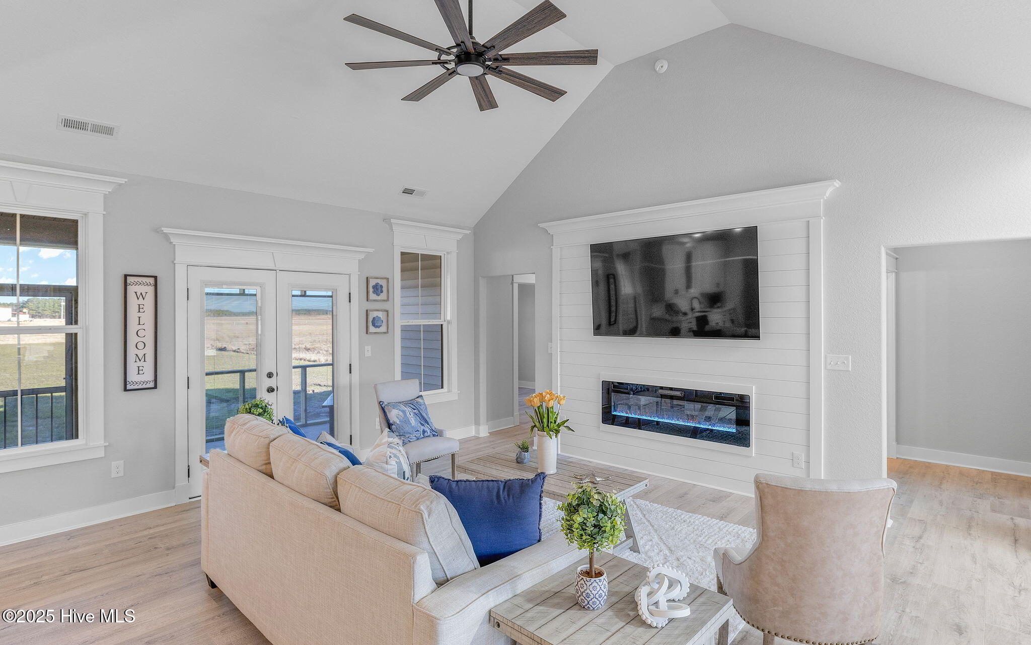 14-web-or-mls-7X2A2395