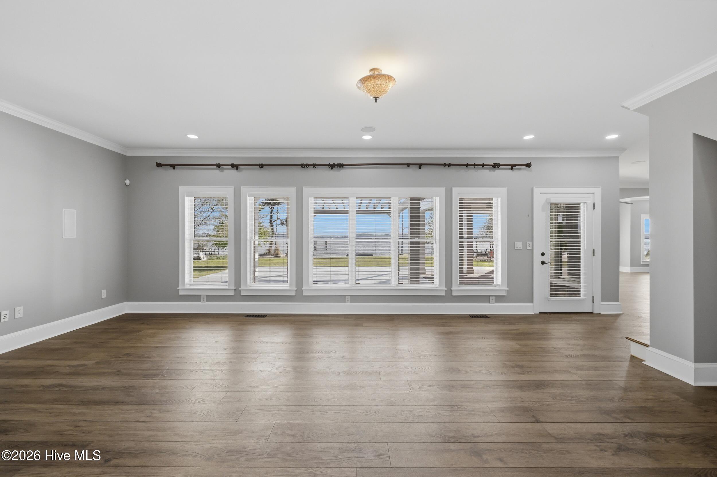 503 Pointe Vista Drive, Elizabeth City, NC, 27909