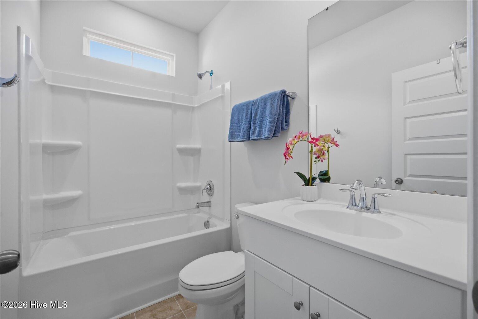 100557234 | Photo 12