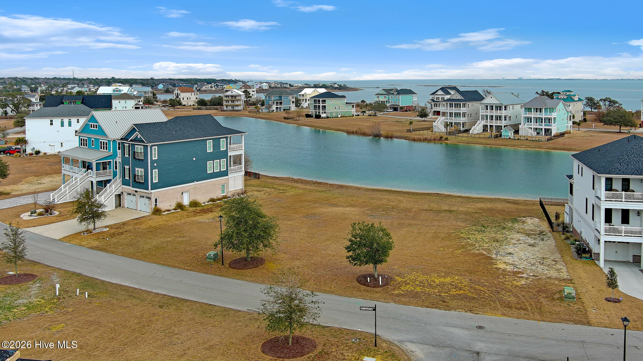 606 Cannonsgate Drive, Newport, NC, 28570