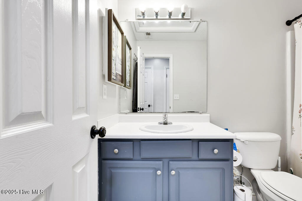 100546655 | Photo 23