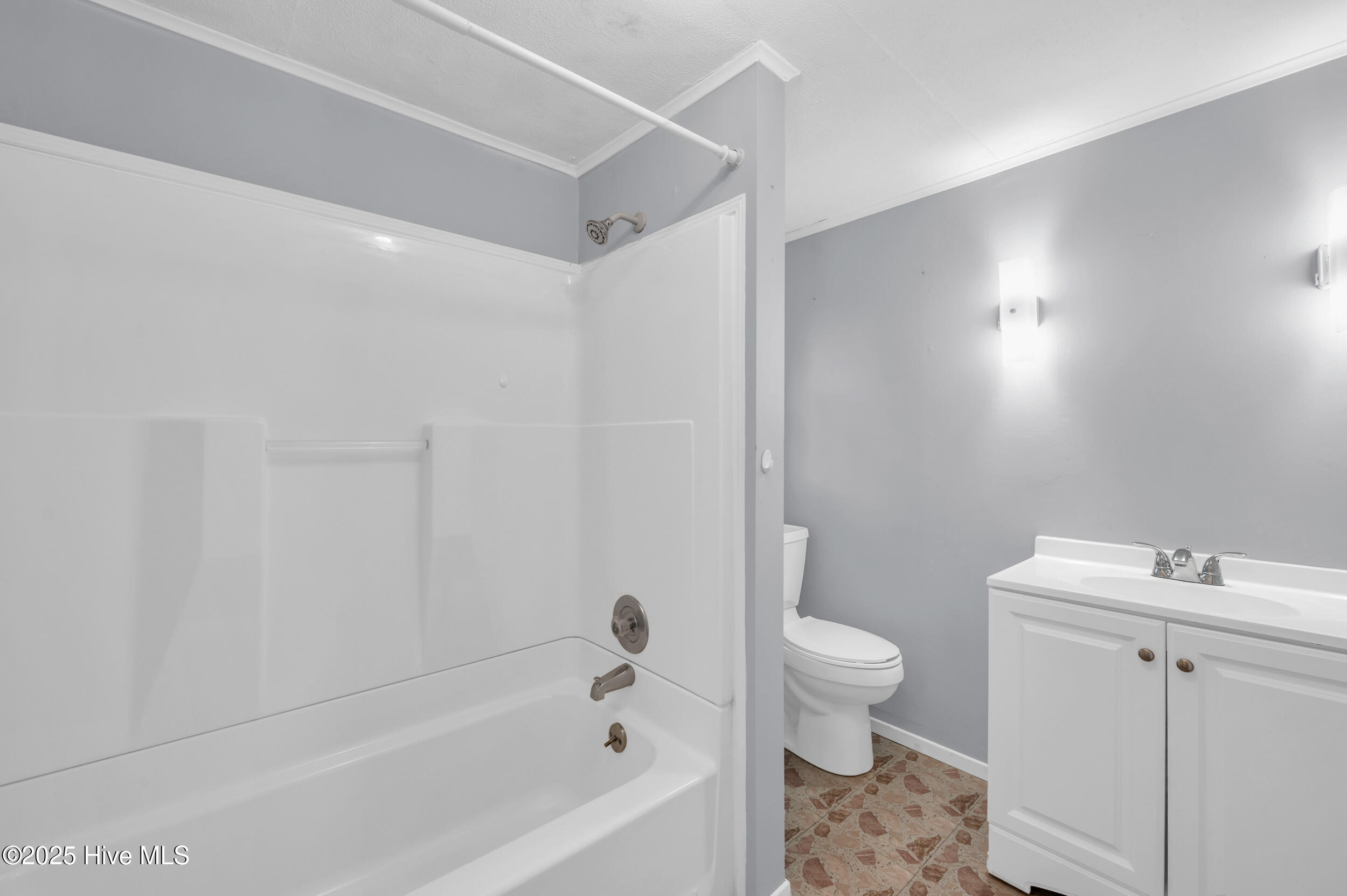 100538812 | Photo 19