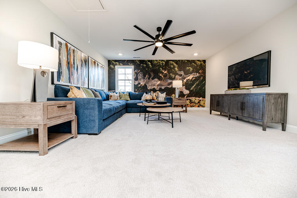 100538583 | Photo 26