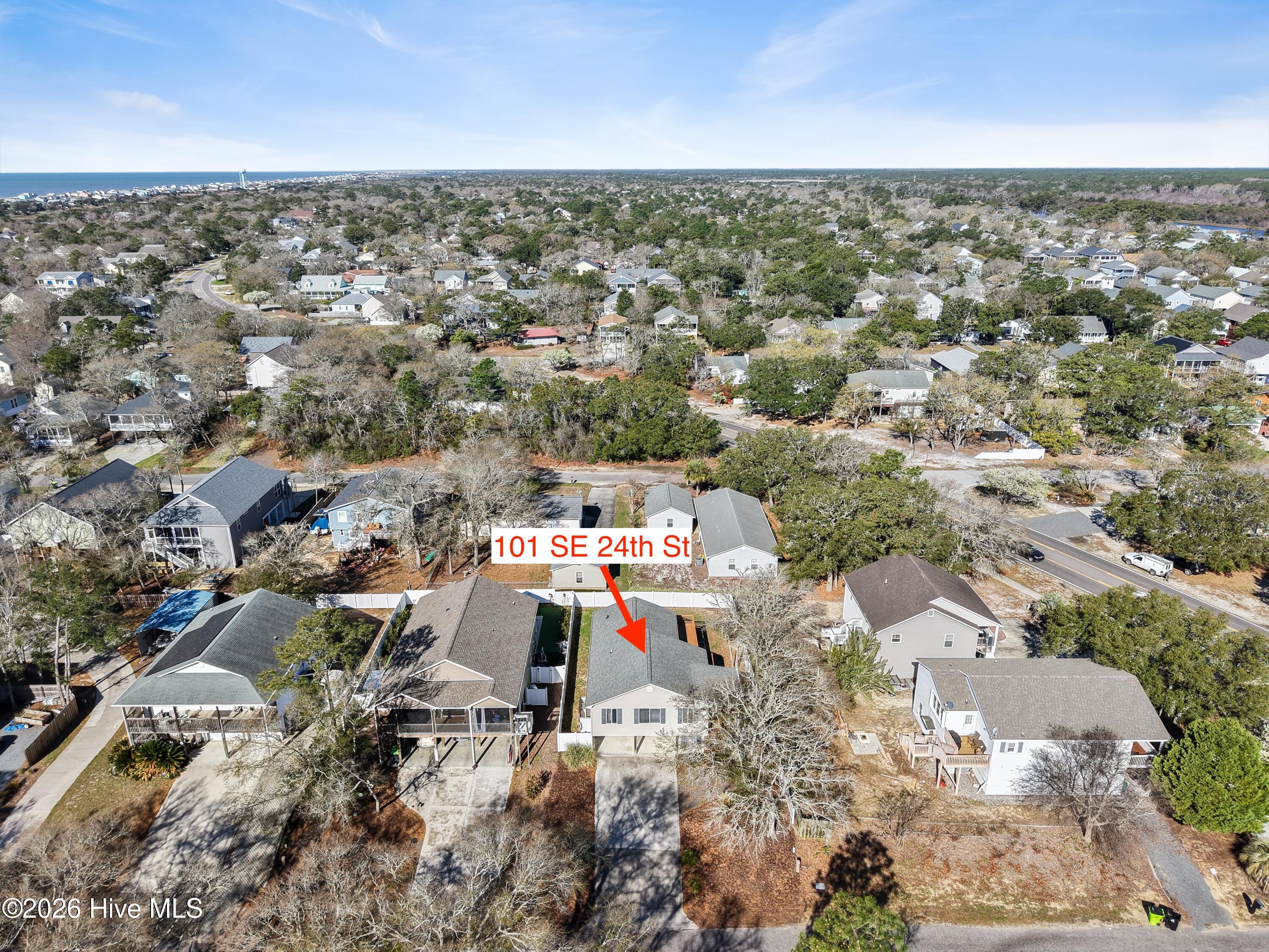 100561293 | Photo 52