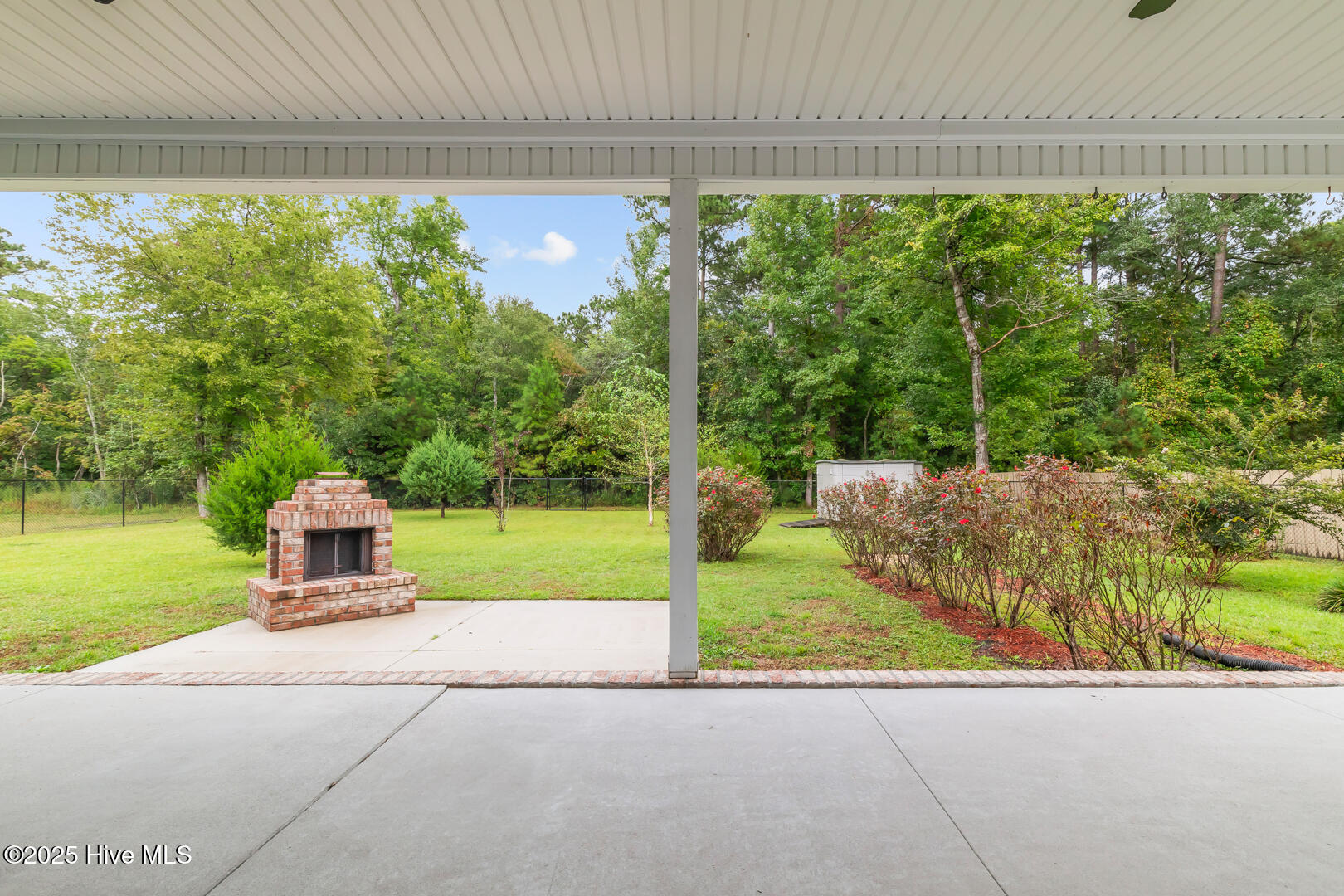 100543742 | Photo 61