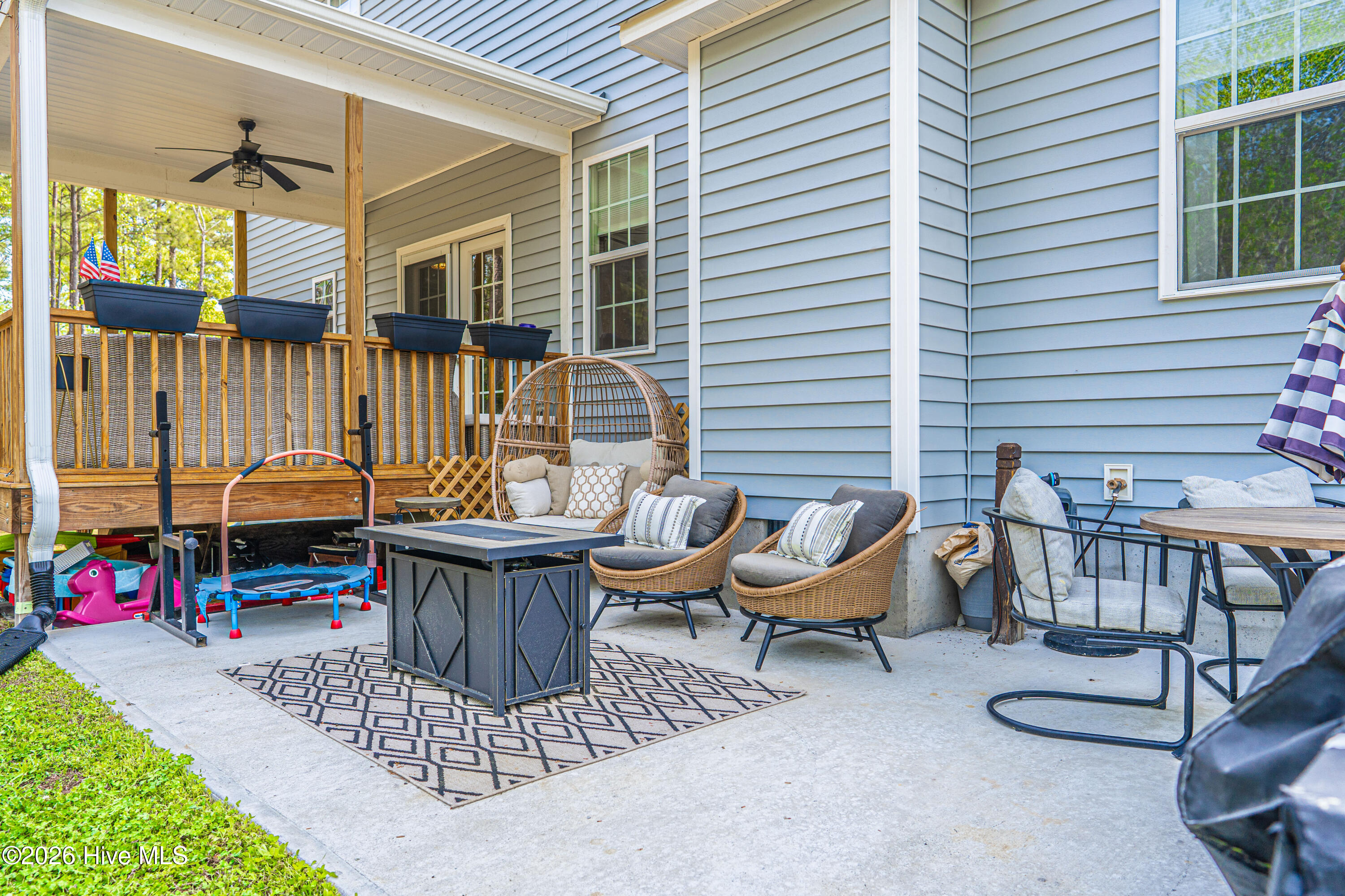 Undisclosed Address, Cameron, NC, 28326