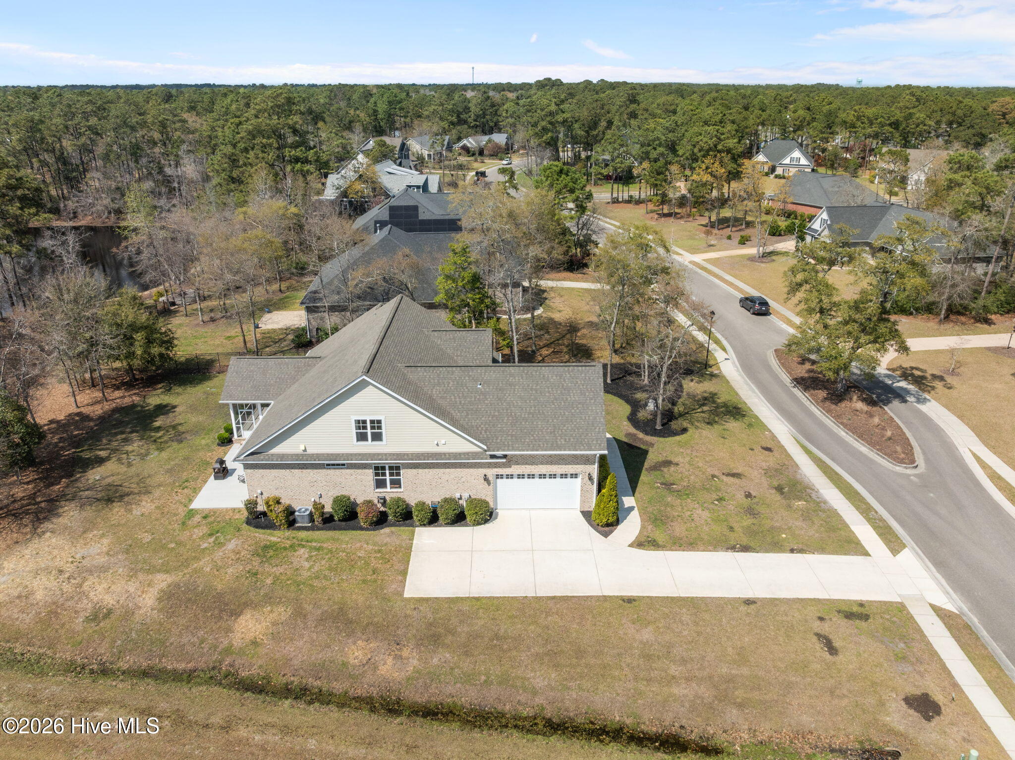 100562487 | Photo 57