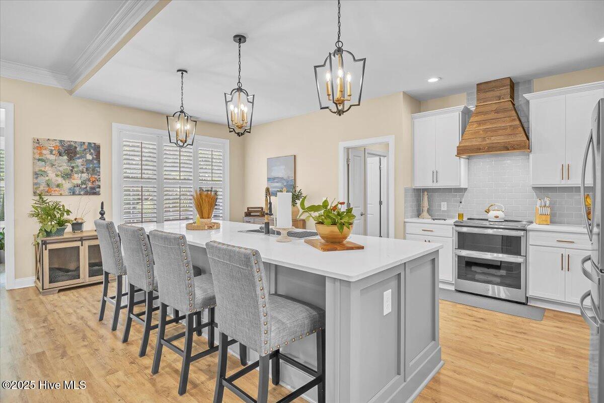 100544439 | Photo 23