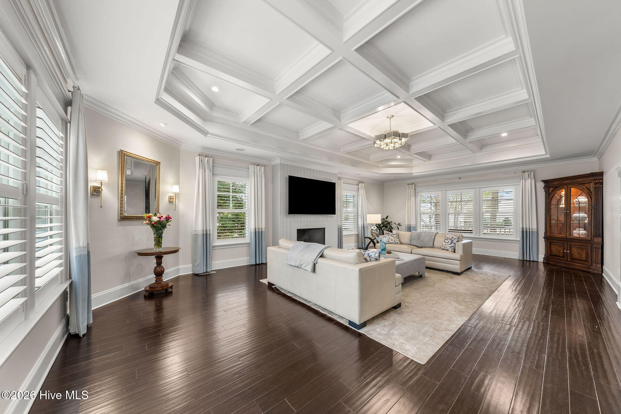 100553604 | Photo 21