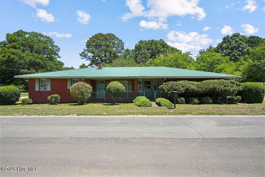 Homes for sale in Roseboro, NC | 708 Bullard St, Roseboro, NC 28382 | MLS# 100576563