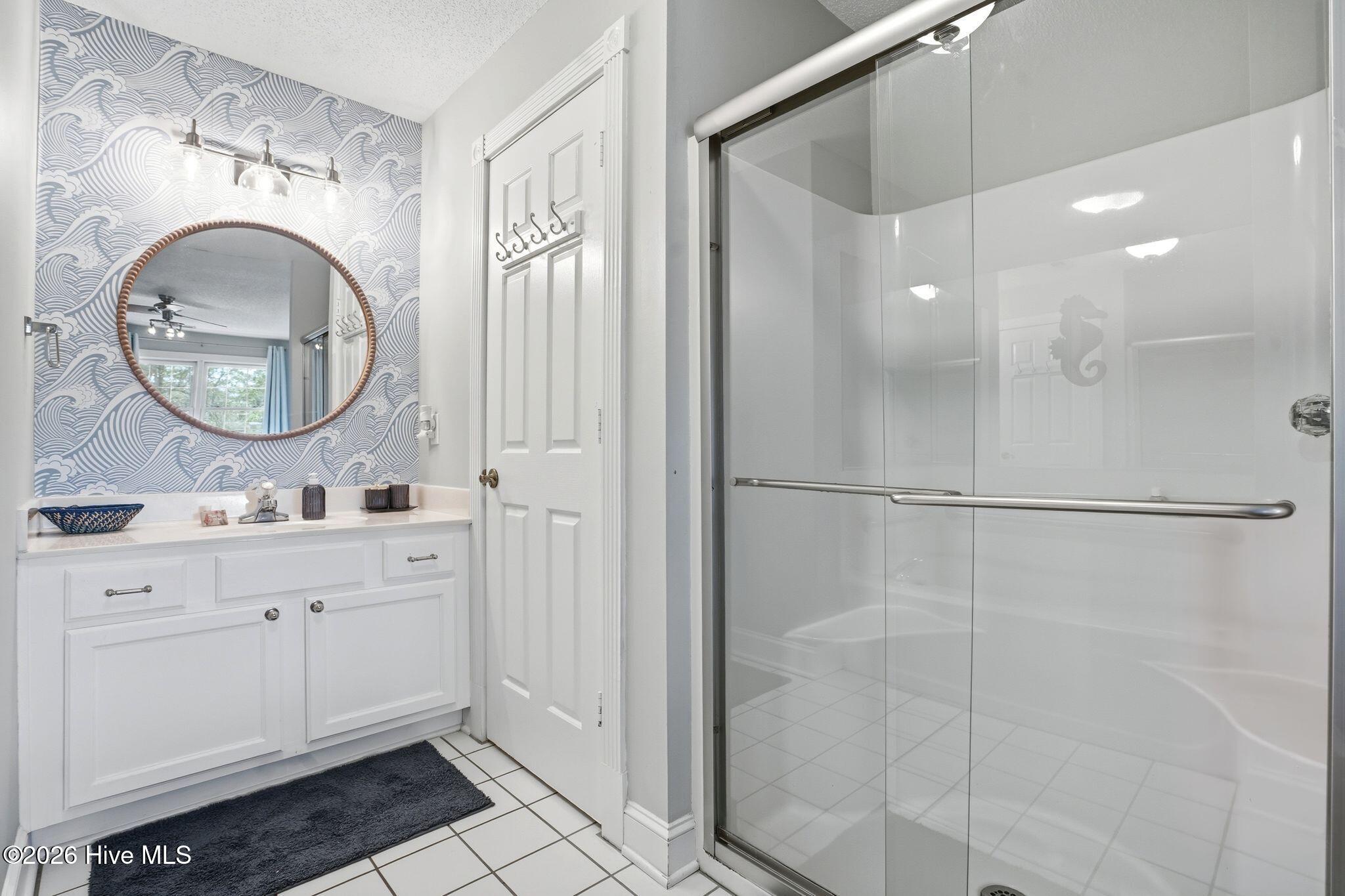 100559289 | Photo 17