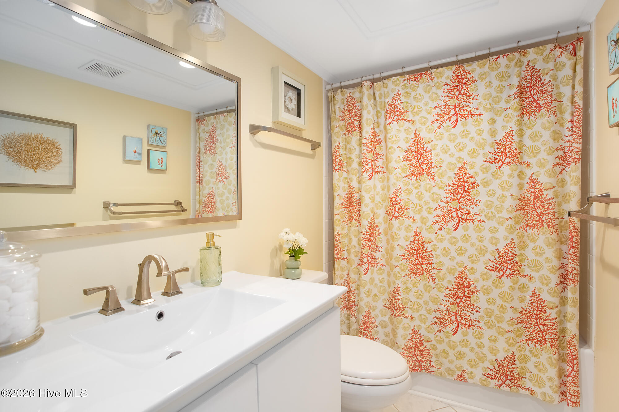 100553935 | Photo 20