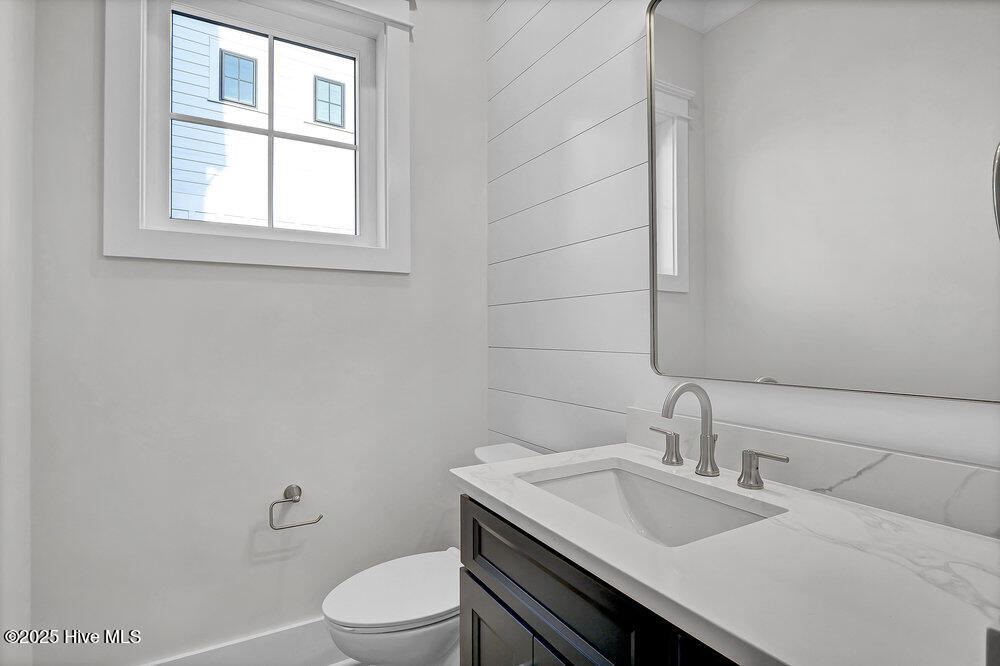 100507962 | Photo 17