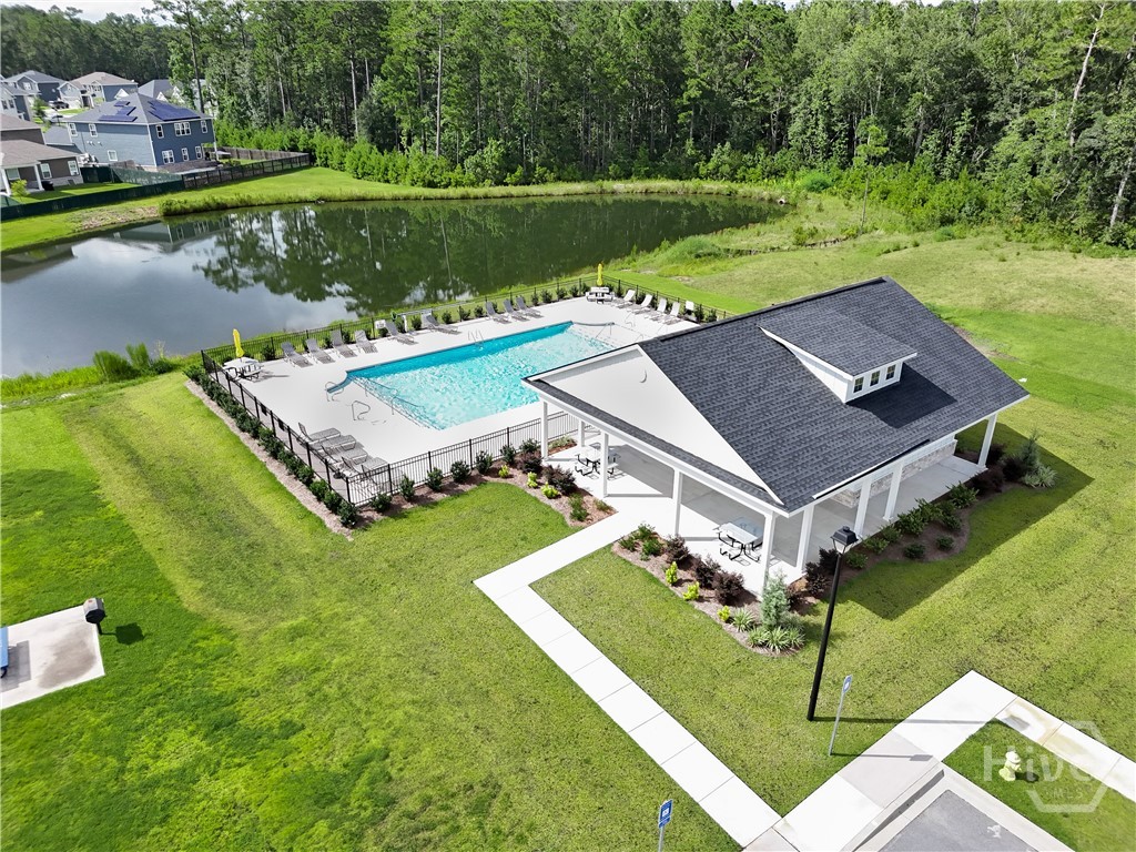 Community amenity center