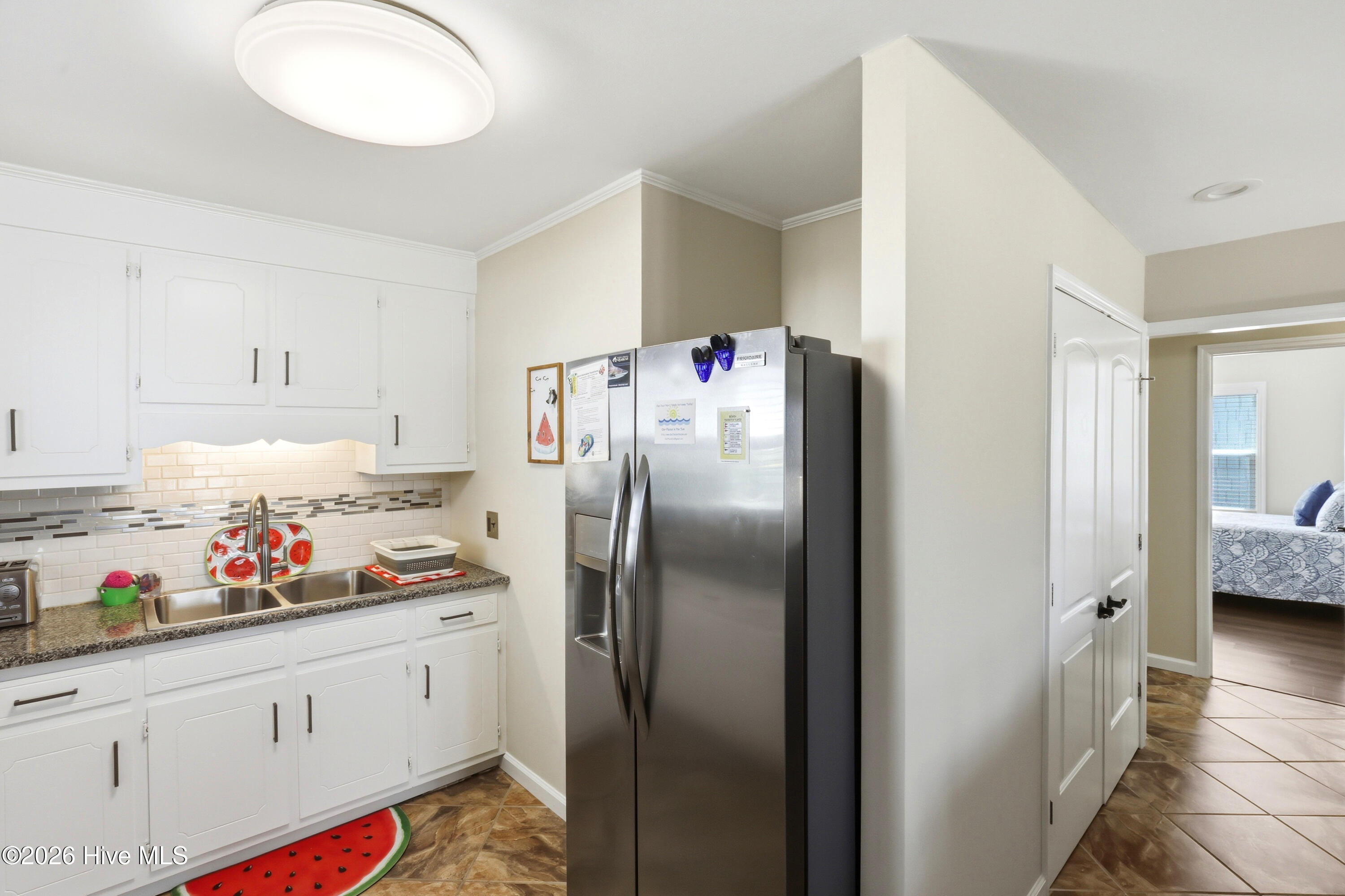 100569925 | Photo 31