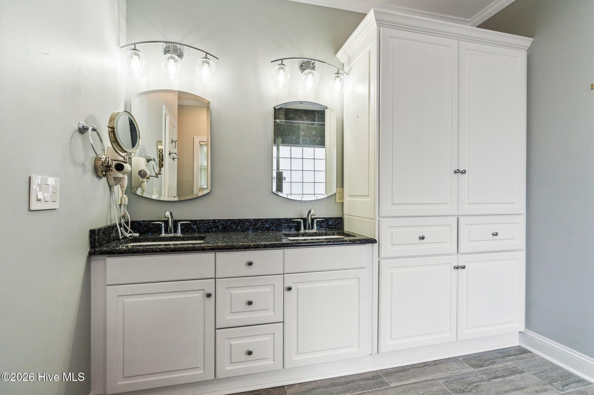 100552606 | Photo 22