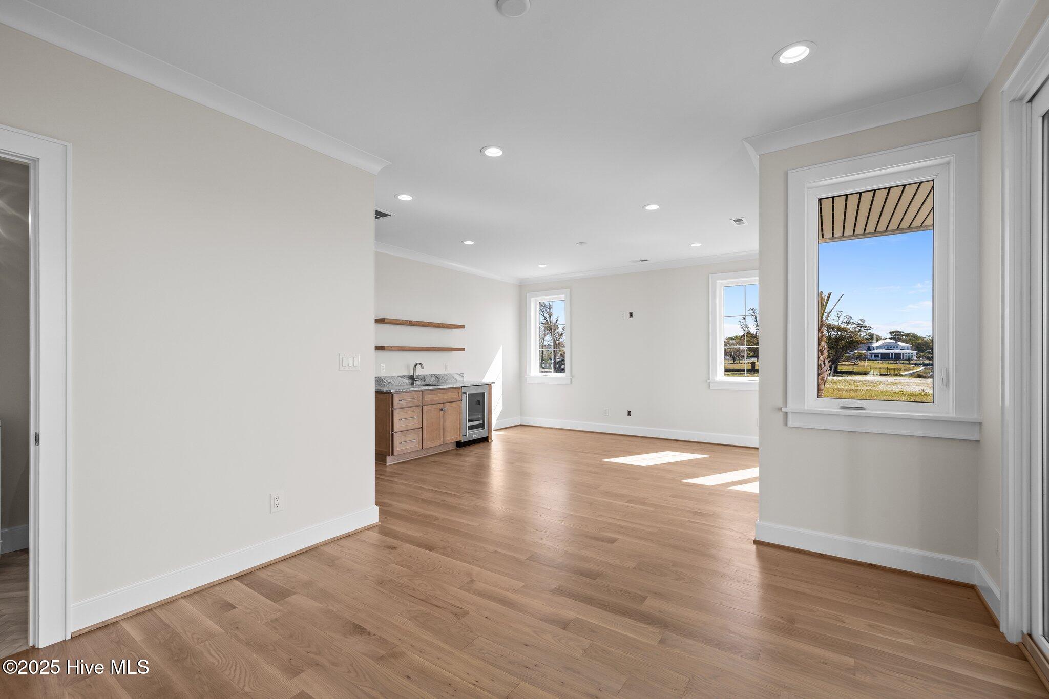 4737 S S Shore Dr Drive, Morehead City, NC, 28557