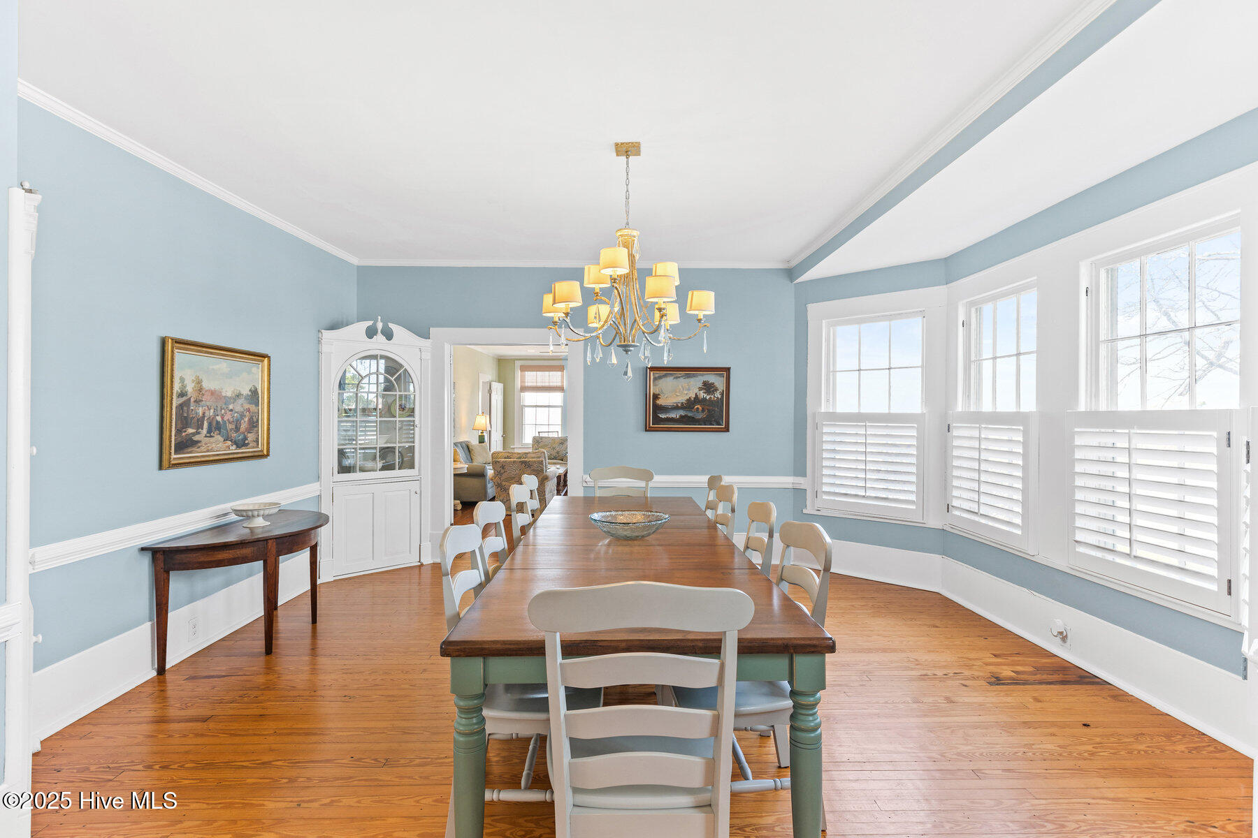 100561116 | Photo 15