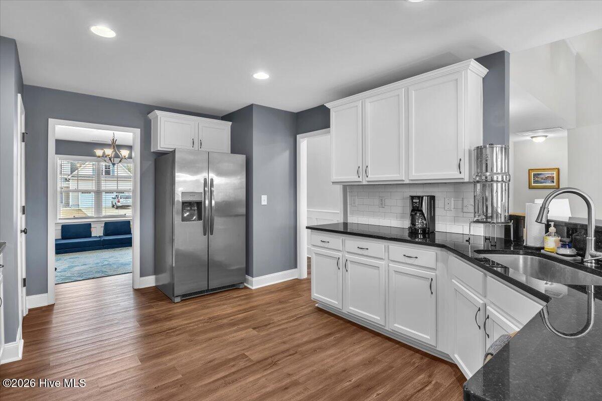 100558740 | Photo 14