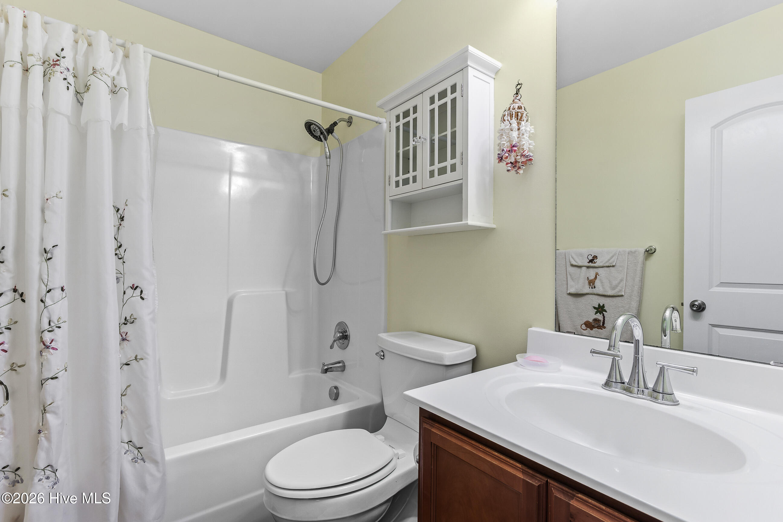 100566969 | Photo 17