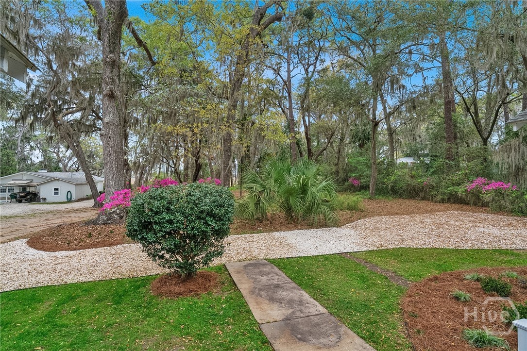3rd image of 521 Rose Dhu Rd, Savannah, GA 31419 | MLS# SA352040