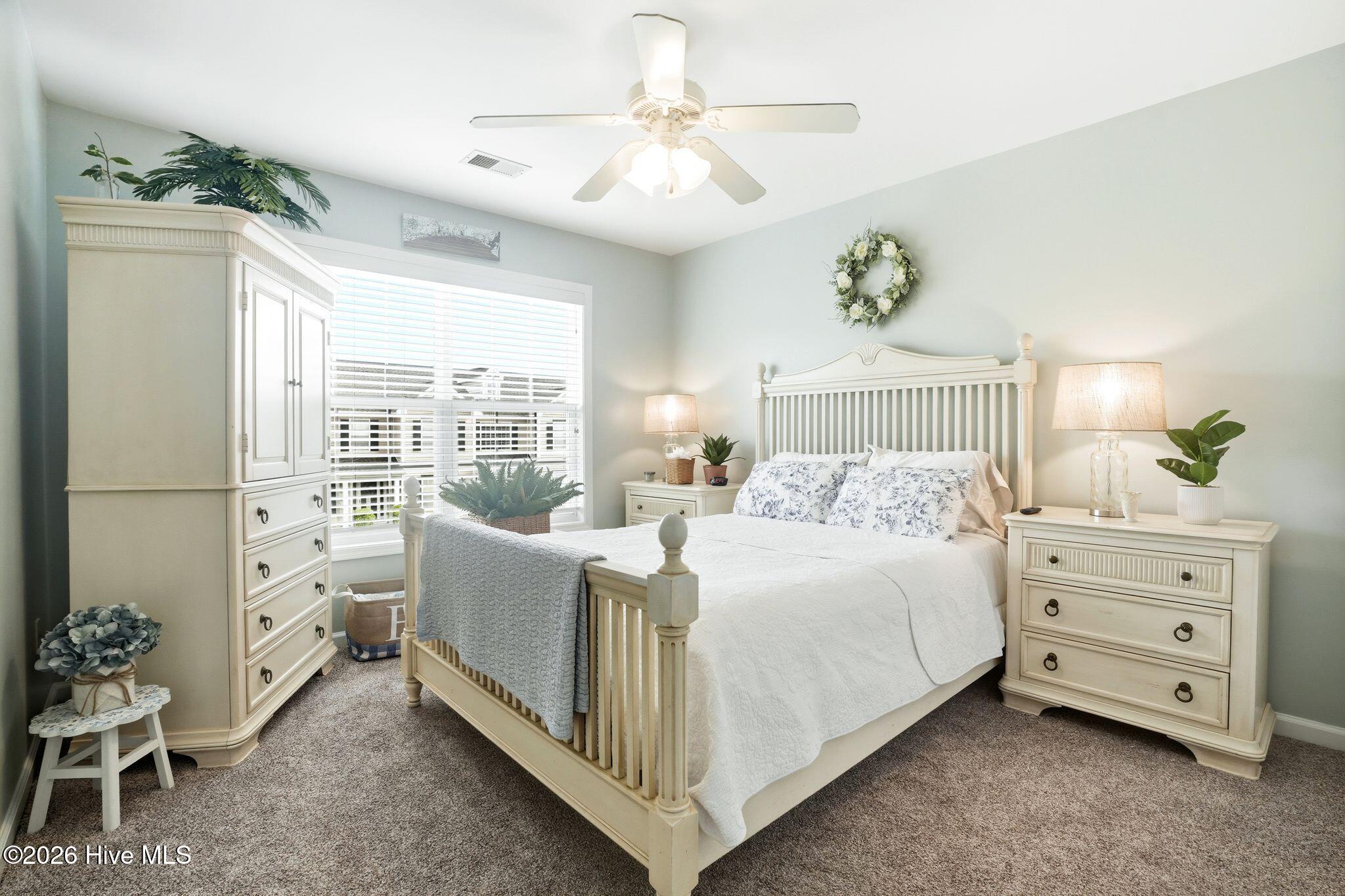 100571602 | Photo 26