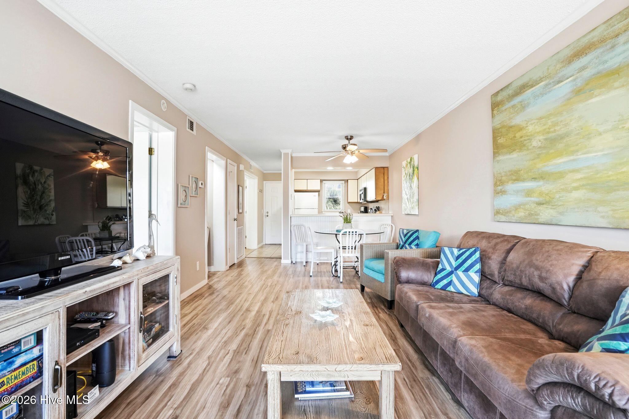 100567622 | Photo 22