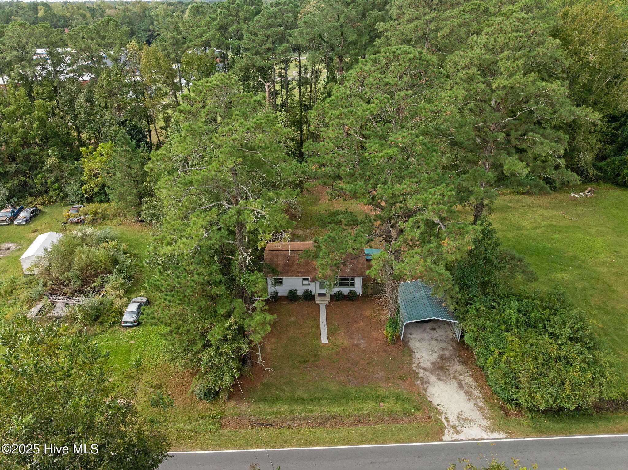 100536002 | Photo 37