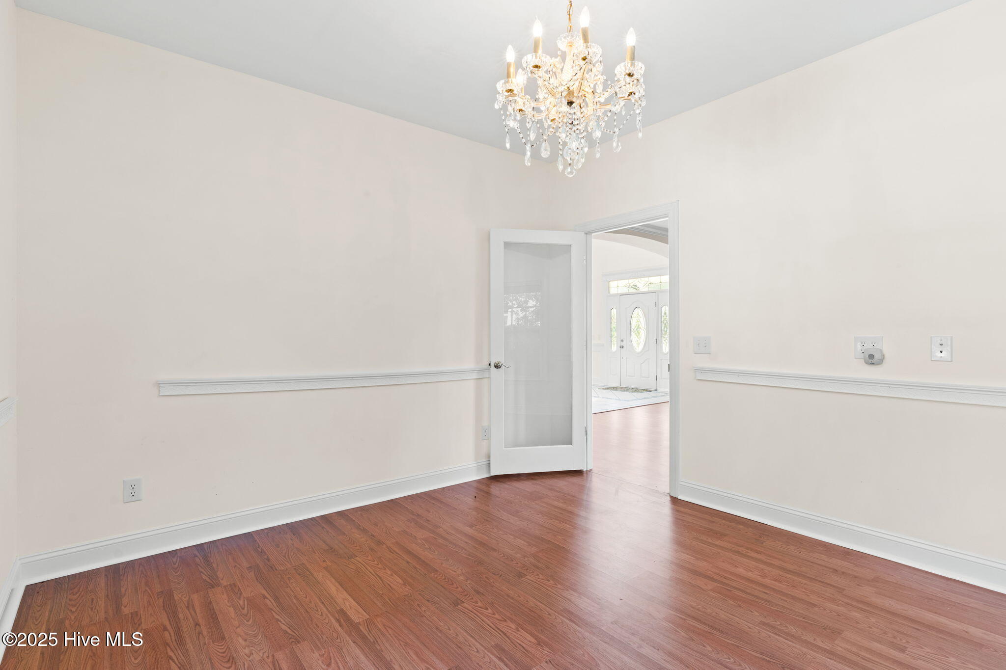 100522413 | Photo 26