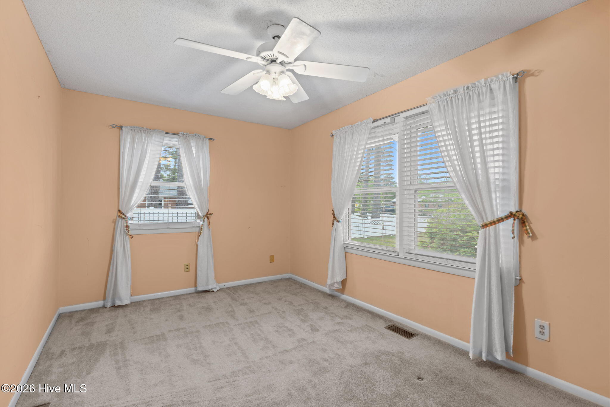 902 Hedrick Boulevard,Morehead City