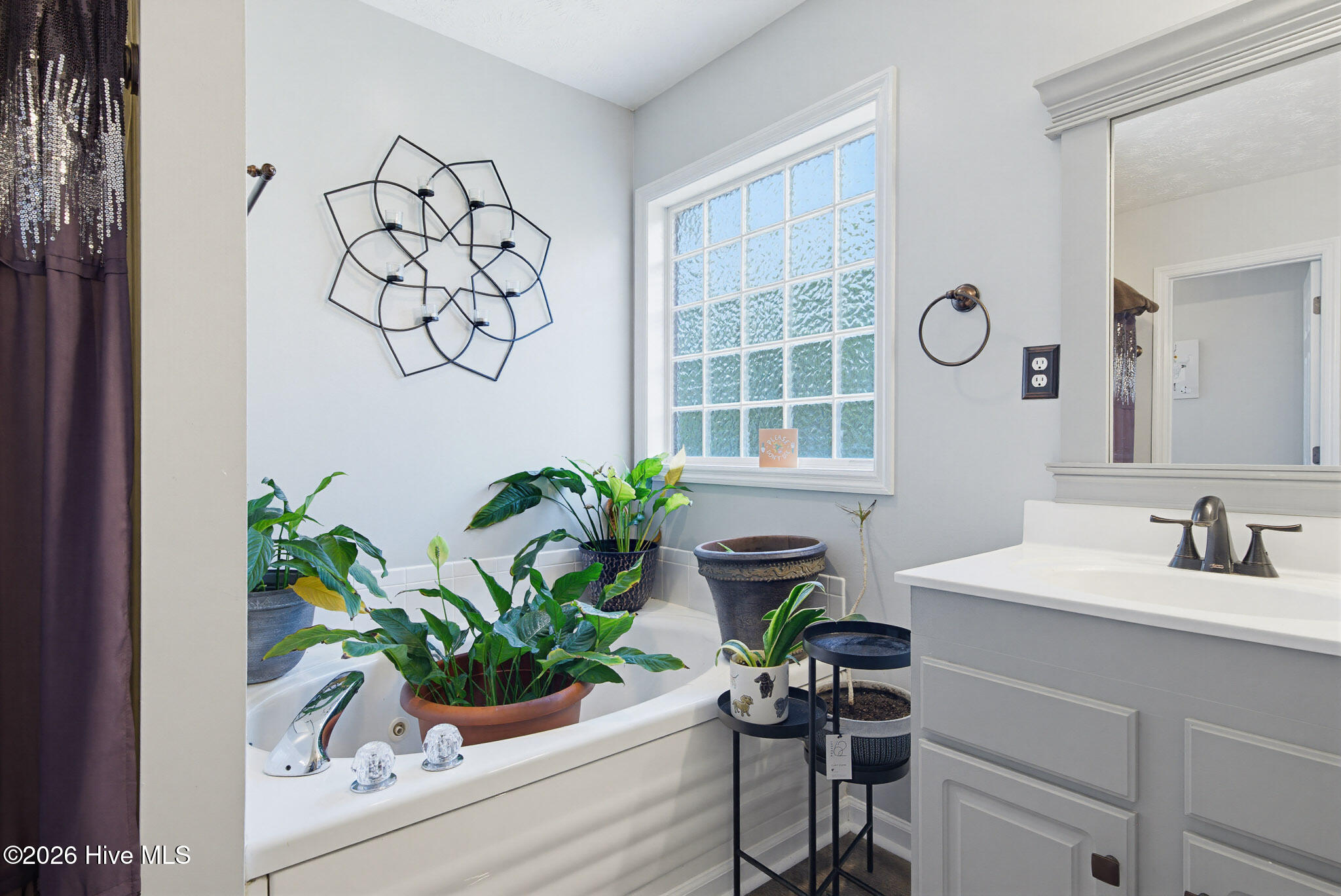 303 E Regent Court,Jacksonville
