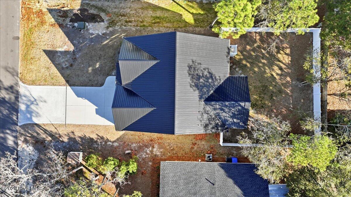 100552263 | Photo 40