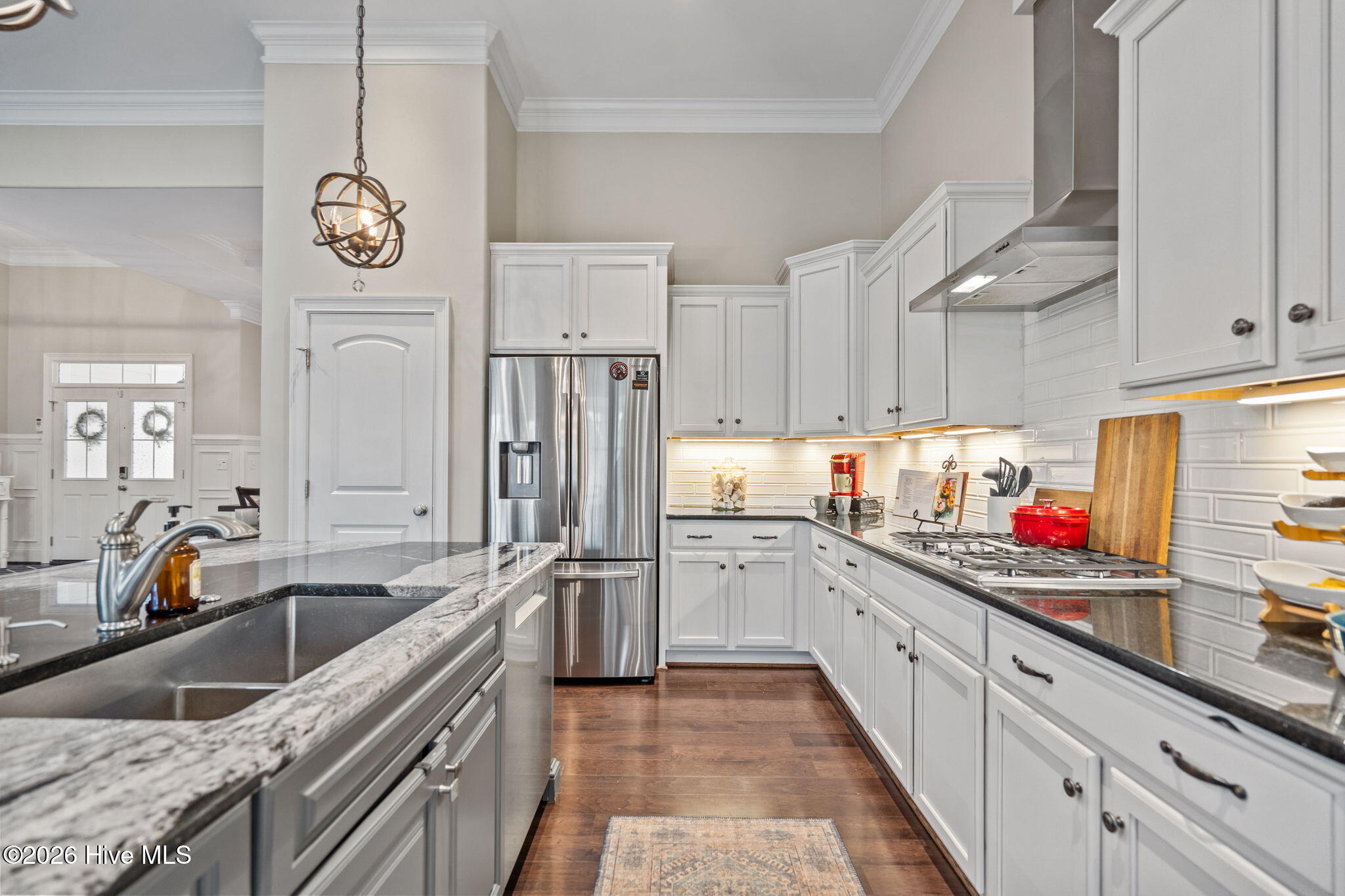 100564215 | Photo 20