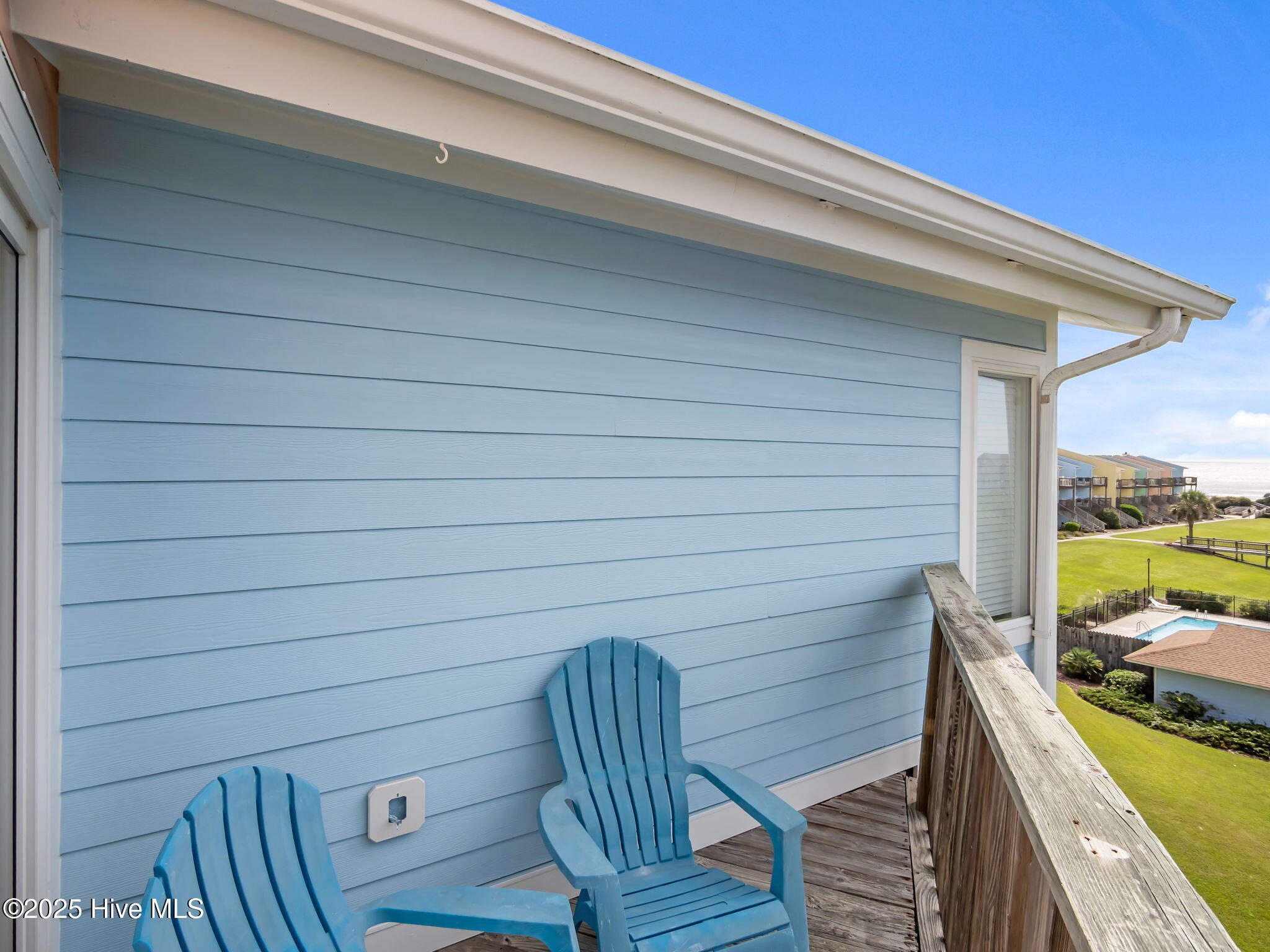 100534121 | Photo 30