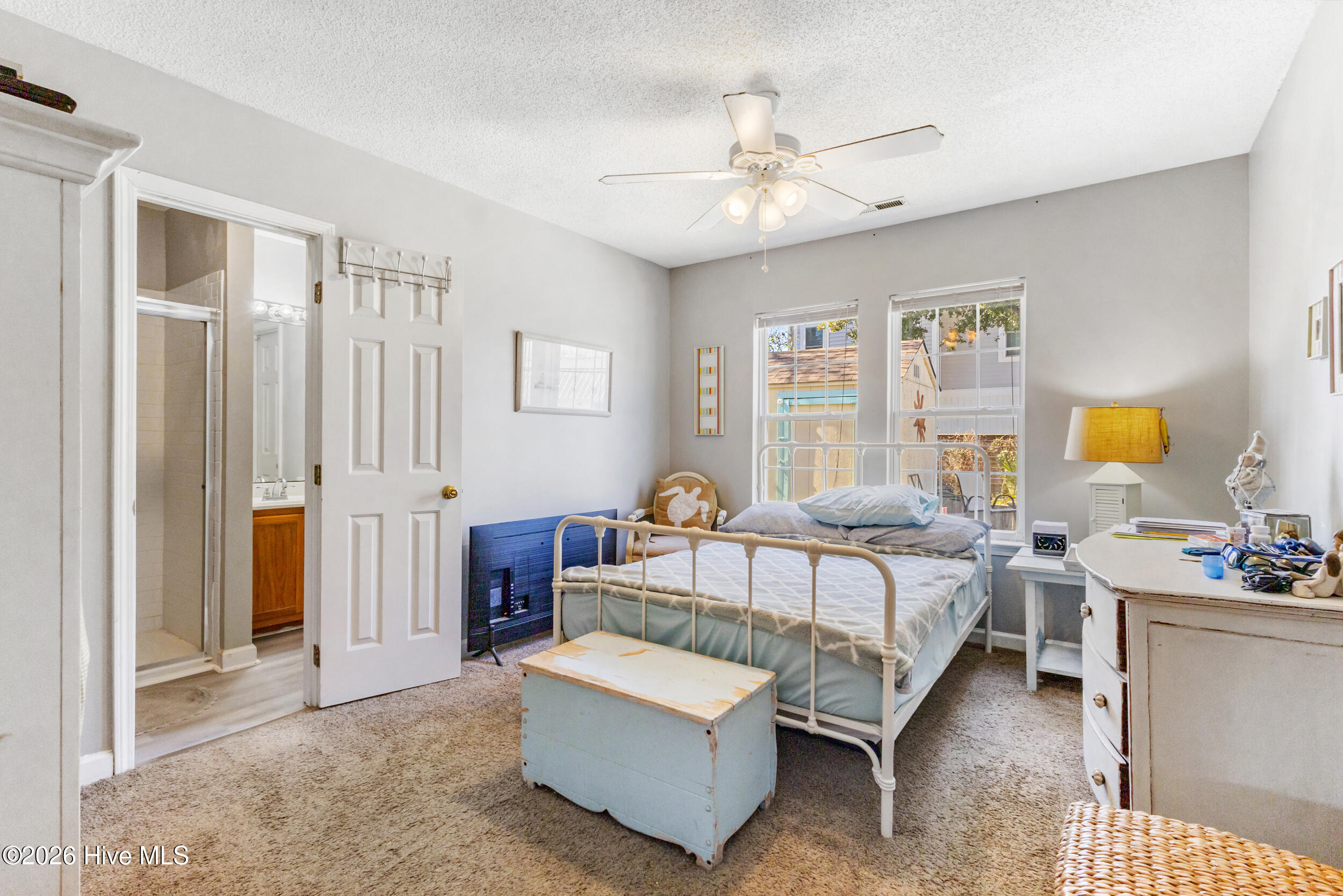 100555231 | Photo 19